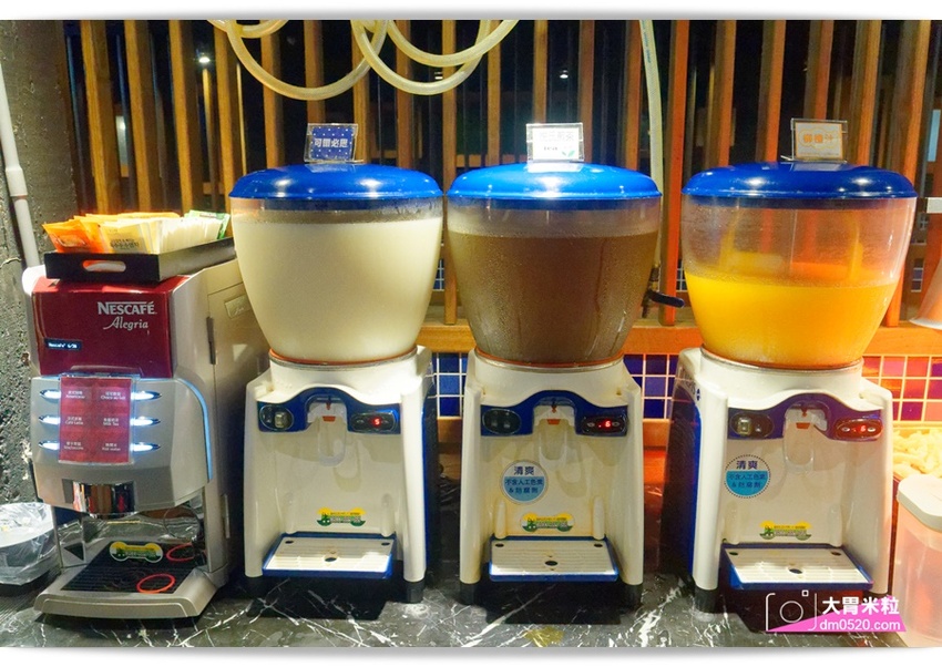 台北宵夜場推薦,醬太郎日式燒肉 吃到飽,午餐549/晚餐.假日649/免收服務費,招牌牛舌/松阪豬/羊排/韓式炸雞/啤酒無限暢飲,中山站燒肉推薦 - 大胃米粒 DAVID & MILLY