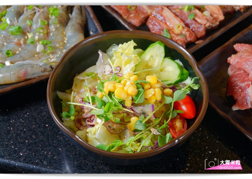 台北宵夜場推薦,醬太郎日式燒肉 吃到飽,午餐549/晚餐.假日649/免收服務費,招牌牛舌/松阪豬/羊排/韓式炸雞/啤酒無限暢飲,中山站燒肉推薦 - 大胃米粒 DAVID & MILLY