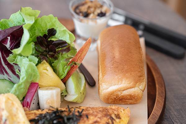 木上角食 農十六店 捷運小姐 高雄早午餐 高雄咖啡廳 高雄咖啡 高雄下午茶 11.JPG