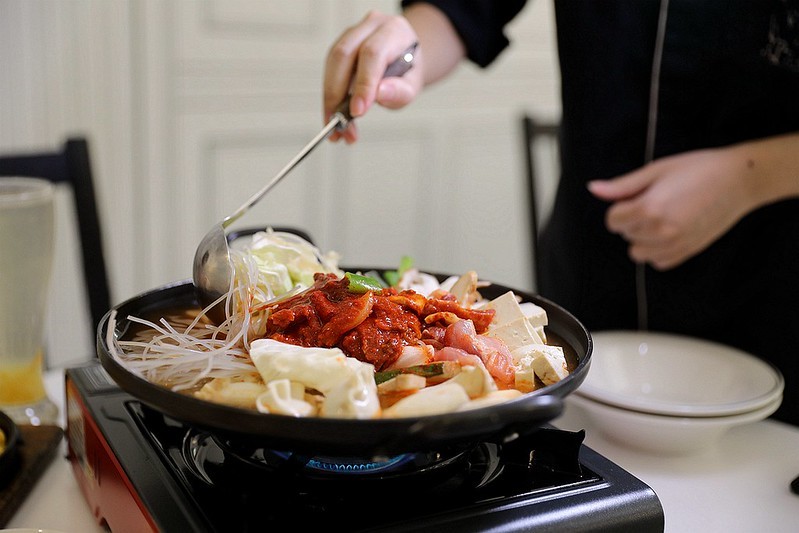 台韓民國美味食堂台北韓式料理鍋物小菜吃到飽160