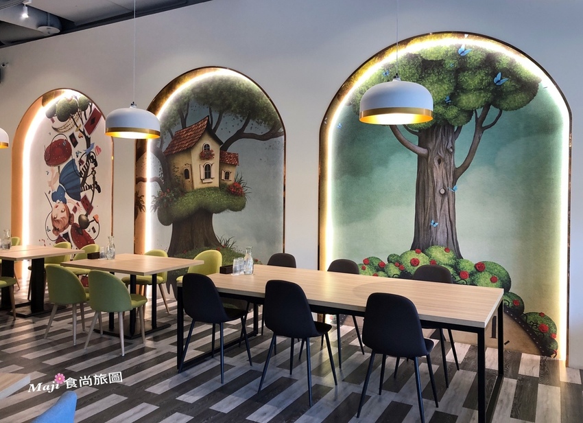 劉震川韓潮吧大直旗艦店   