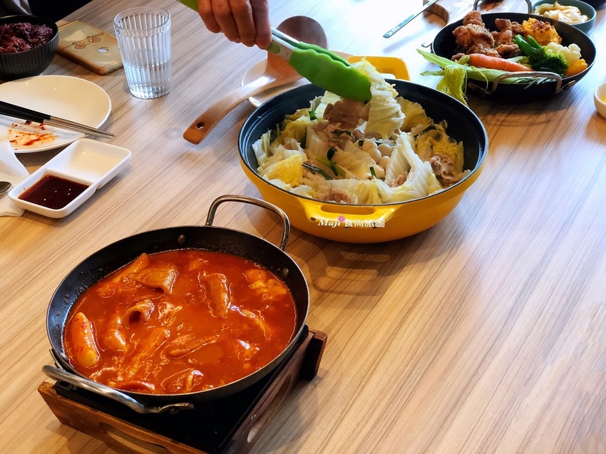 劉震川韓潮吧花千歲千層鍋  