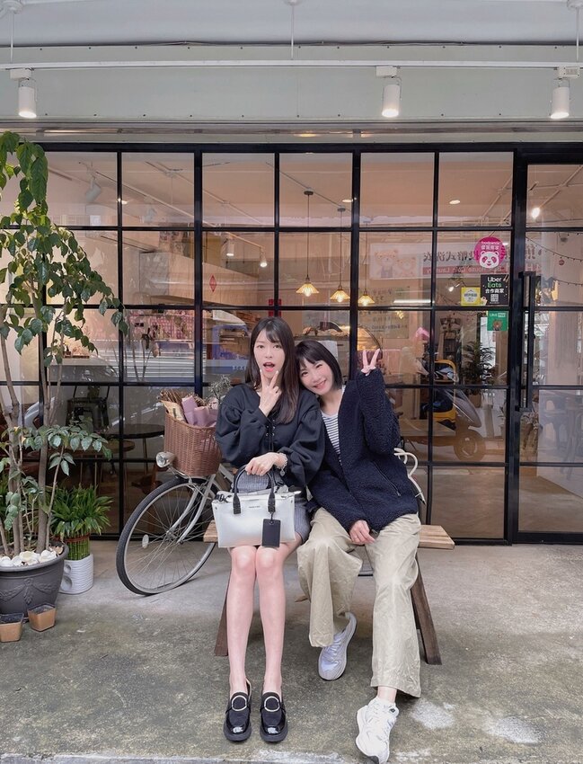 W2 cafe & restaurant