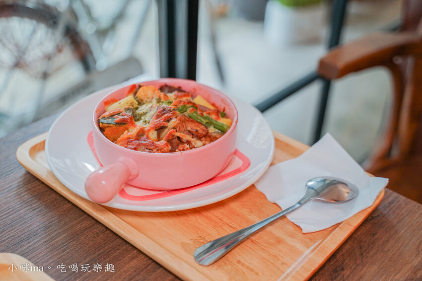 W2 cafe & restaurant