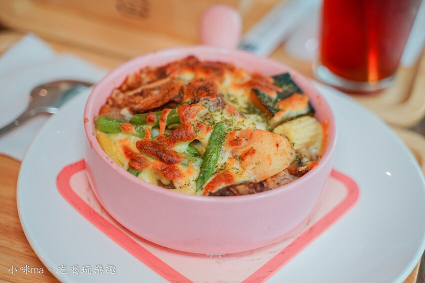 W2 cafe & restaurant