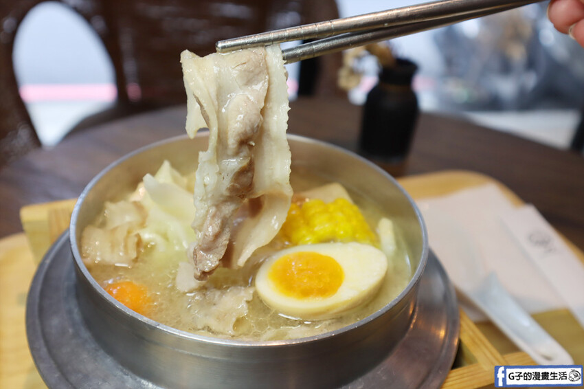 江子翠不限時咖啡廳-W2 Cafe & Restaurant.餐廳CP值高.下午茶甜點鬆餅