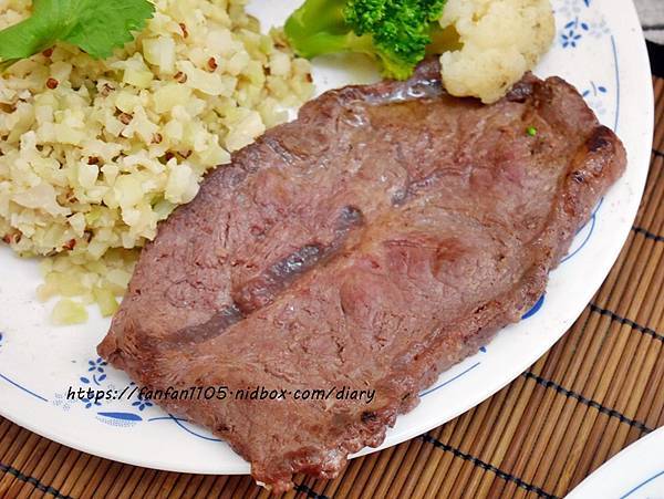 【Just Market嚴選市集】#舒肥料理 #簡單快速 #雞胸 #雞腿 #豬里肌 #牛板腱 #鮭魚排 #花椰菜米紅藜麥 #健身運動 #增肌減脂 (10).JPG