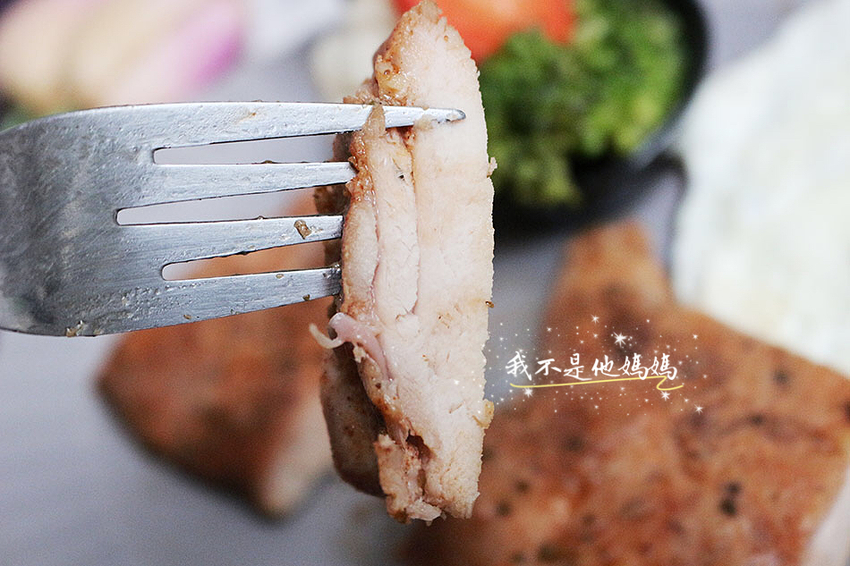 一鍋到底,舒肥機,鐵鍋料理,氣炸鍋料理,減重餐,減肥餐,低卡舒肥料裡包,冷凍花椰菜,紅藜麥,生酮飲食,低油低鹽料理,少油少鹽料理,水煮料理包