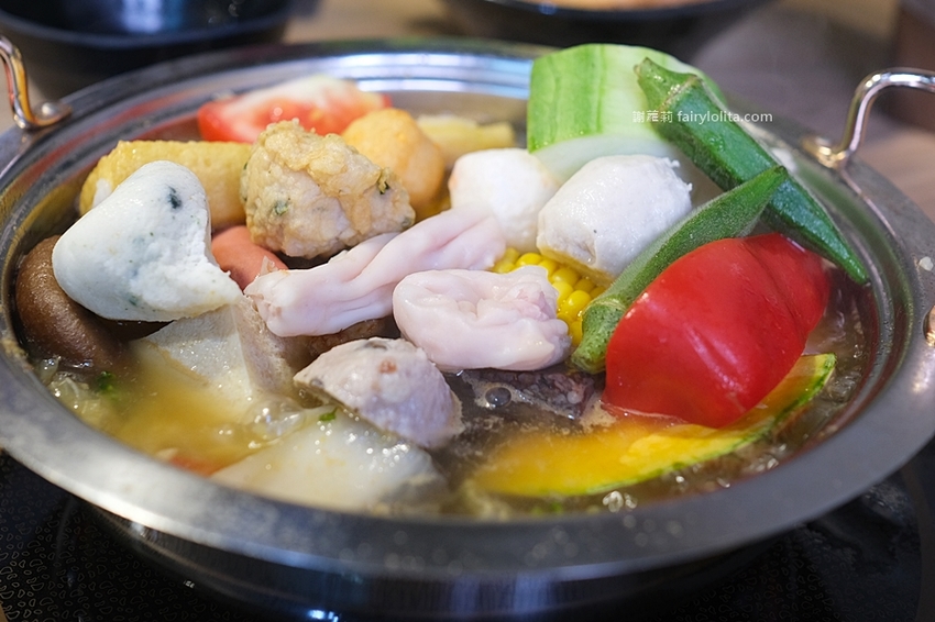 蒙古紅 蒙古火鍋（桃園店）。桃園火鍋吃到飽 超狂！一人只要550元，近150種食材讓你無限呷免驚！ @蹦啾♥謝蘿莉 La vie heureuse