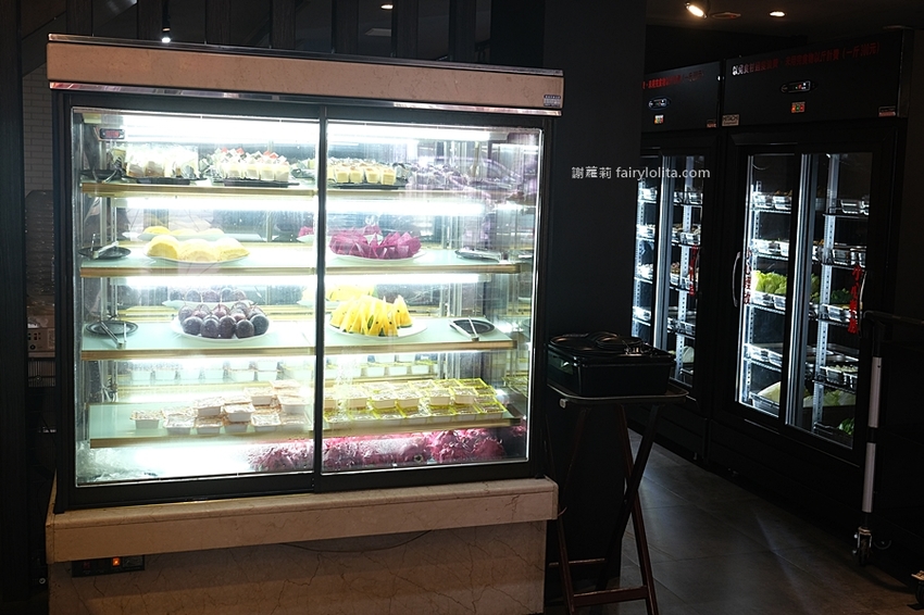 蒙古紅 蒙古火鍋（桃園店）。桃園火鍋吃到飽 超狂！一人只要550元，近150種食材讓你無限呷免驚！ @蹦啾♥謝蘿莉 La vie heureuse