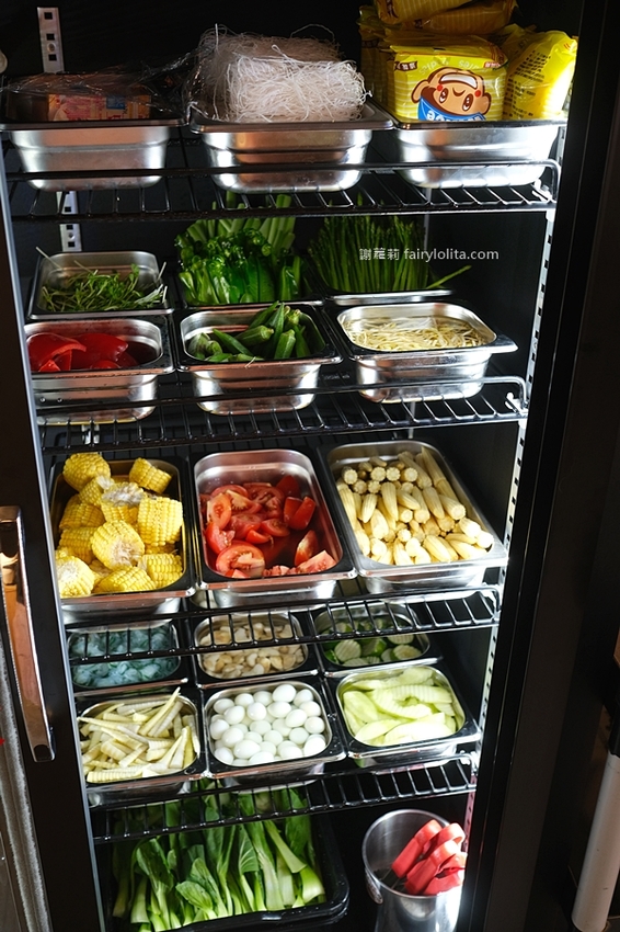 蒙古紅 蒙古火鍋（桃園店）。桃園火鍋吃到飽 超狂！一人只要550元，近150種食材讓你無限呷免驚！ @蹦啾♥謝蘿莉 La vie heureuse