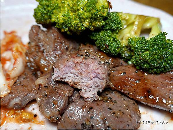 蒙古紅-美國安格斯黑胡椒嫩肩牛 (2).jpg