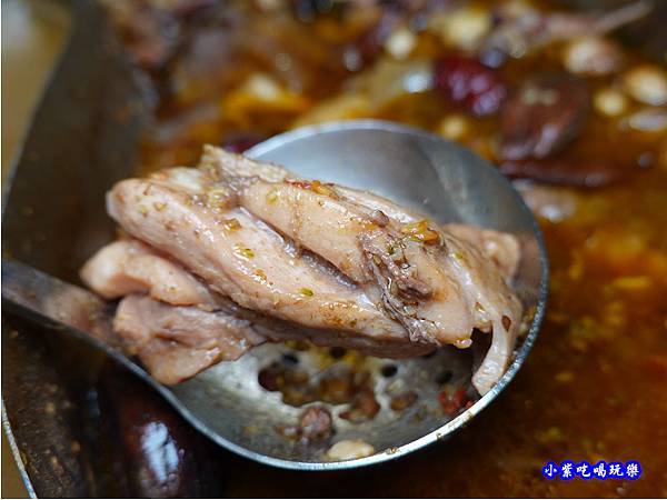 去骨雞腿肉-蒙古紅蒙古火鍋桃園店 (2).jpg