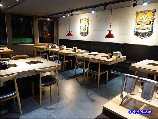 2樓用餐空間-蒙古紅蒙古火鍋桃園店 (2).jpg