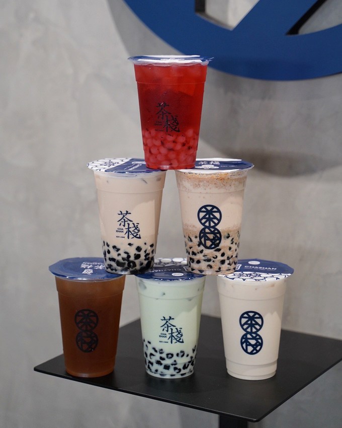 『茶棧-竹北總店』老一輩人的回憶，一賣就是近30年！現在不只有竹北喝得到，新竹也有門市啦！清水模裝潢文青好拍照！(內有菜單/分店資訊可以參考) - 阿華田的美食日記