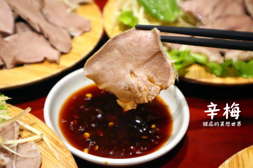 【桃園平鎮美食】辛梅小吃店阿嬤的味道！熔岩溫泉蛋乾麵蛋黃爆漿超誘人！古早味小吃，有家的味道！Google評價4.7顆星！ @猴屁的異想世界