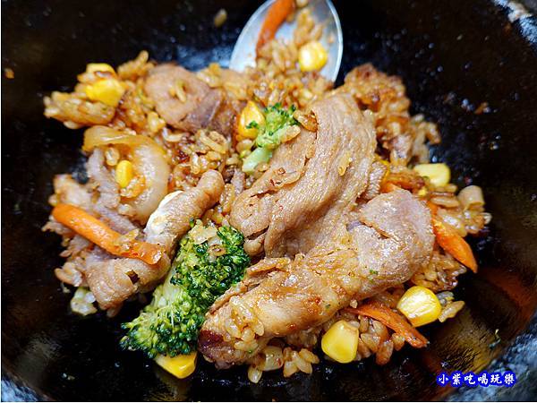 辣味石鍋豬肉拌飯-瑪西所靜宜店 (2).jpg