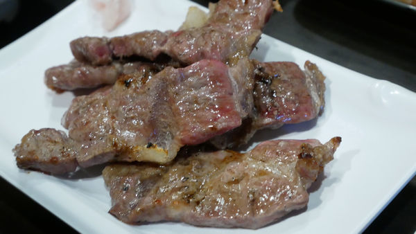 「中山」赤坂亭日式燒肉-民權東路上深夜燒烤吃到飽老店，吃的都是滿滿回憶