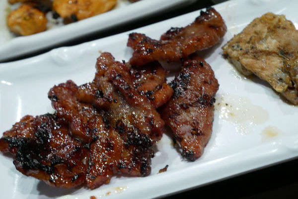 「中山」赤坂亭日式燒肉-民權東路上深夜燒烤吃到飽老店，吃的都是滿滿回憶