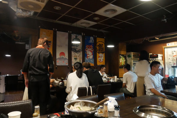 「中山」赤坂亭日式燒肉-民權東路上深夜燒烤吃到飽老店，吃的都是滿滿回憶