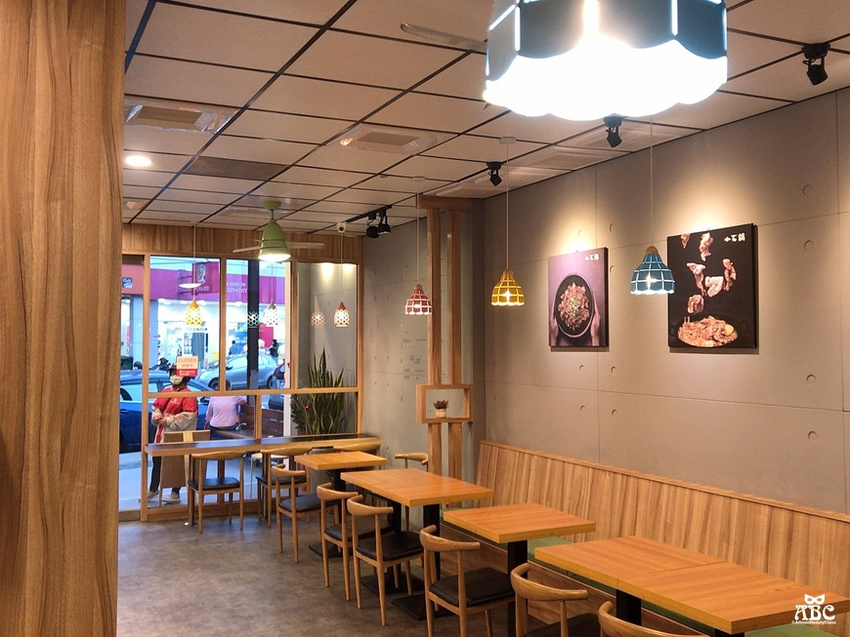 小石鍋台中黎明店|平價燒肉火鍋，超值享受！