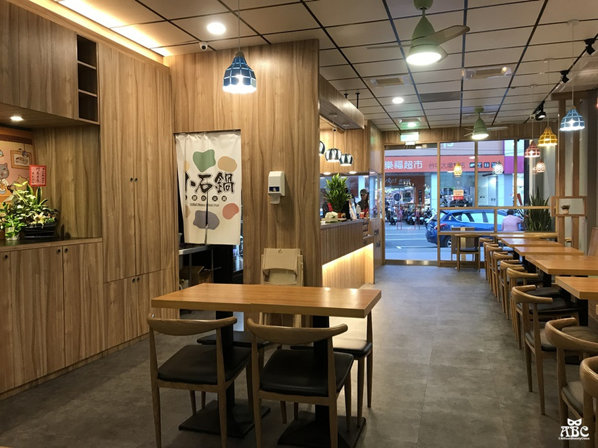 小石鍋台中黎明店|平價燒肉火鍋，超值享受！
