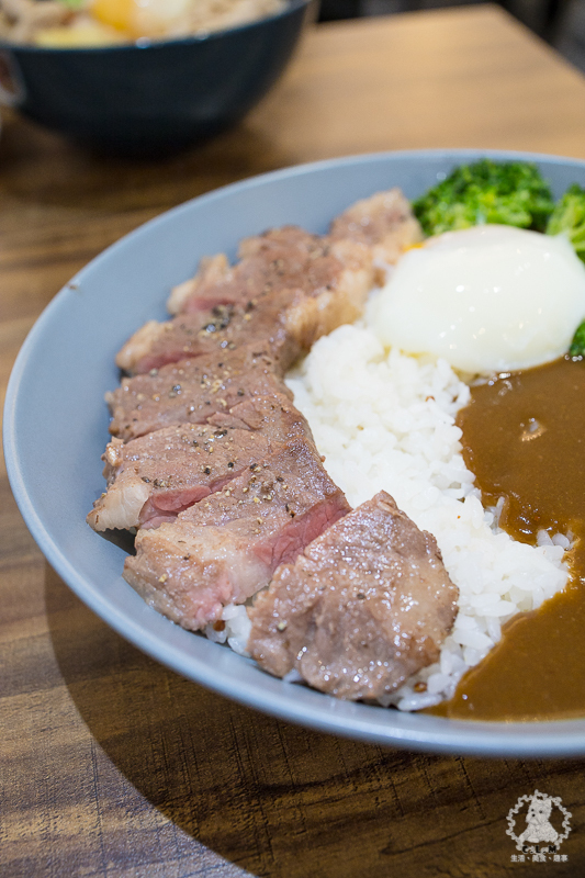 大叔食事2.0｜台北信義松菸食記｜舒肥料理配上日式咖哩，聯合報後巷子圓山知名食堂新開幕分店 - 卡爾茗 C.L.M.