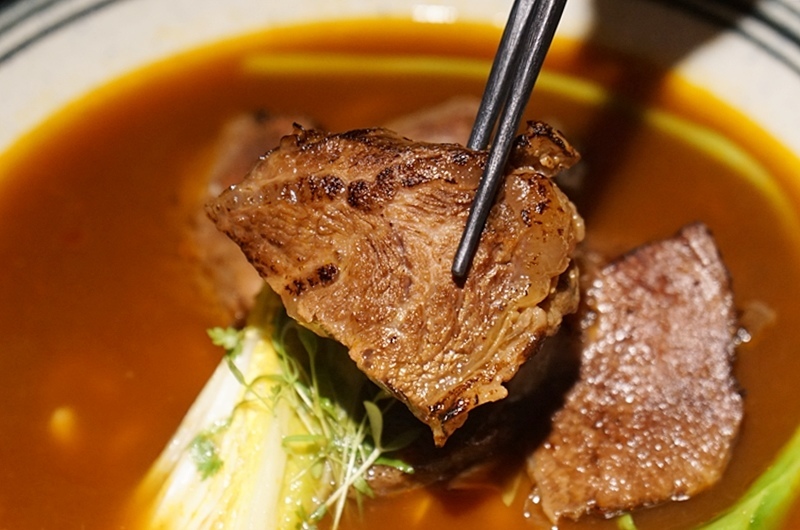 一號糧倉.一號糧倉牛肉麵.一號糧倉菜單.台北米其林.台北牛肉麵推薦.忠孝復興 美食.和牛牛肉麵.八德路美食.樂埔滙農.喜荒愛不仍.