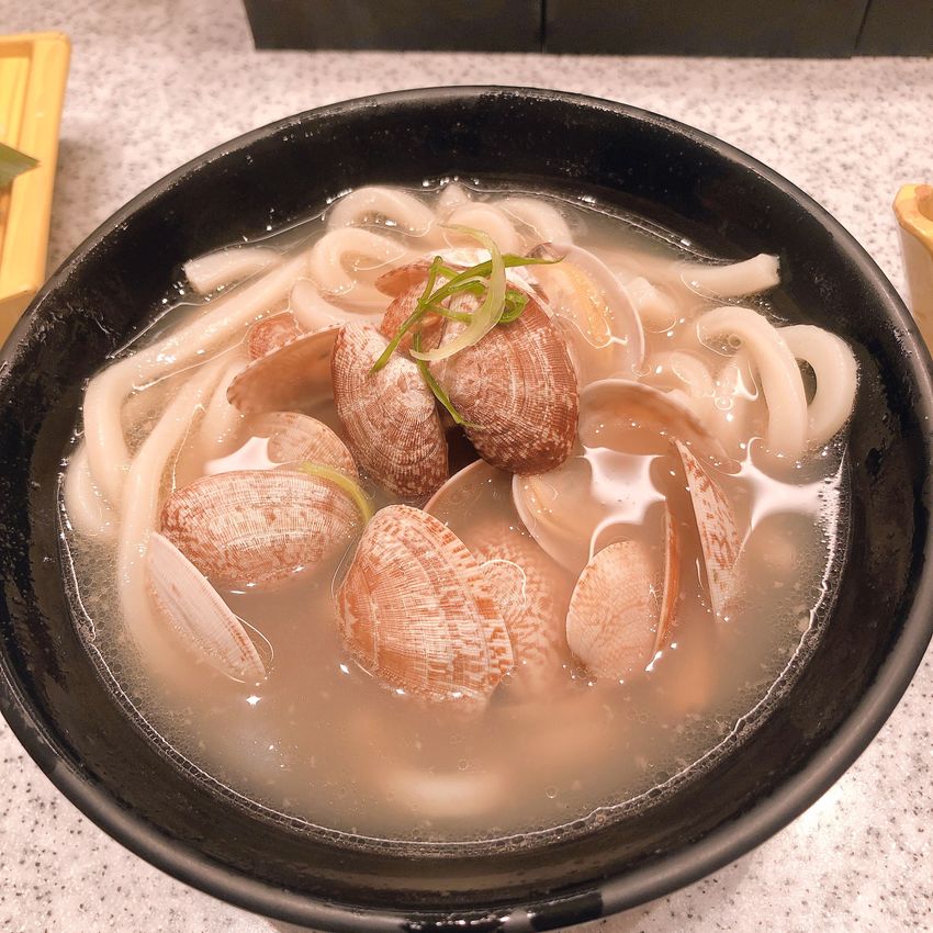 【新竹竹北美食】点爭鮮竹北店，Magic Touch搬家囉！5周年慶平日飲品甜點買1送1，優惠到11/27止。 @熊寶小榆の旅遊日記