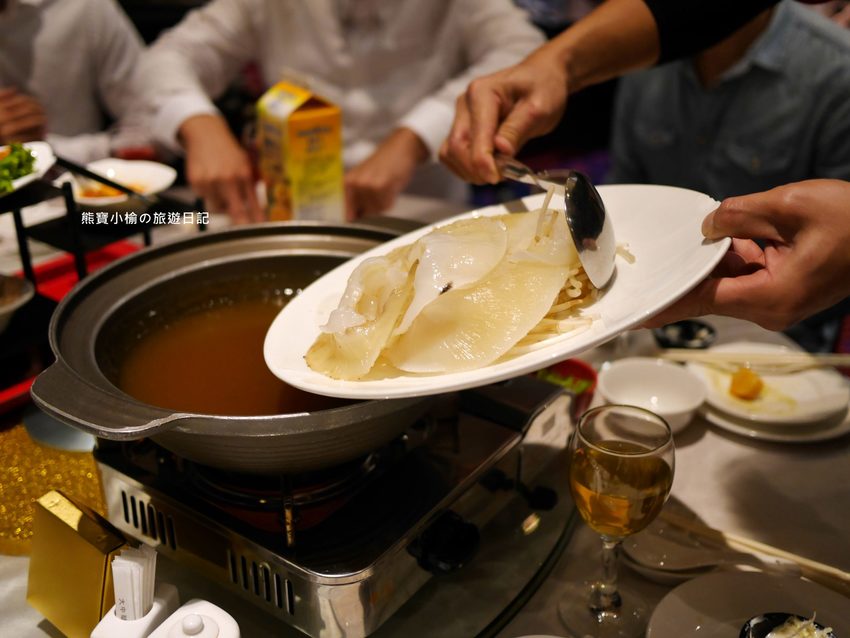 【彰化美食】大中華國際美食館，上海廳婚宴菜色心得，有提供超大免費停車場！彰化中式合菜辦桌推薦。 @熊寶小榆の旅遊日記