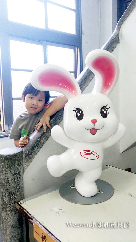 宜蘭親子景點 觀光工廠 玉兔鉛筆學校 導覽 DIY (19).jpg