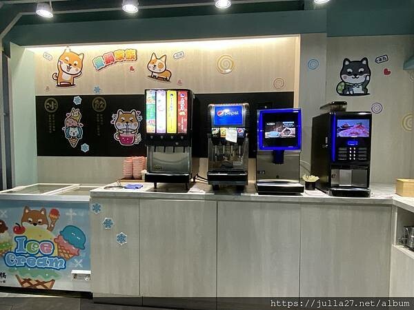 20230429_035444589_iOS