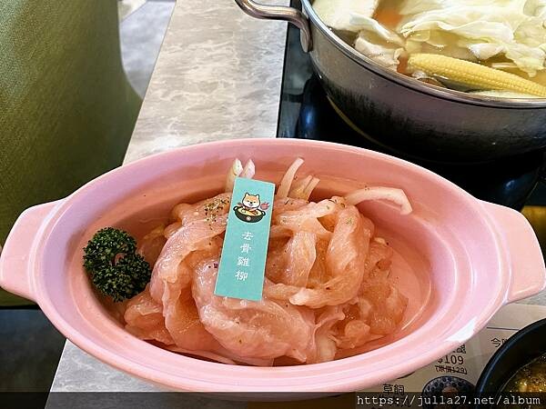 20230429_043202691_iOS-1