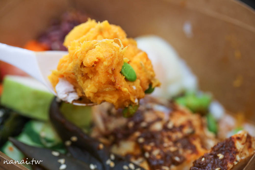 72度C舒肥健康餐 鹿港店。跳脫傳統便當，新時潮健康餐盒也有剝皮辣椒雞 - Nana愛旅行札記