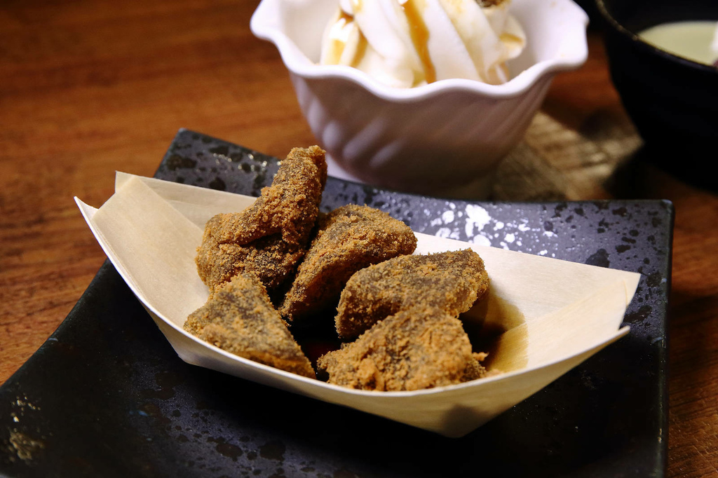 2025微風台北車站餐廳推薦！上村牧場燒肉吃到飽，「特急列車