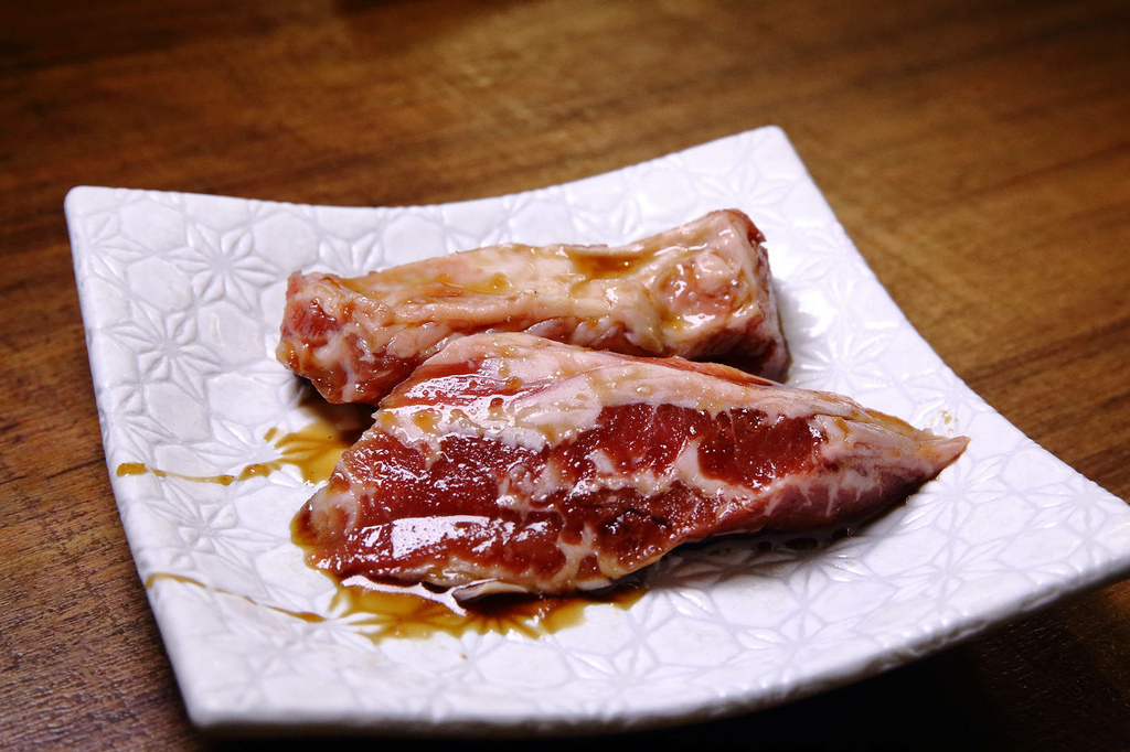 2025微風台北車站餐廳推薦！上村牧場燒肉吃到飽，「特急列車