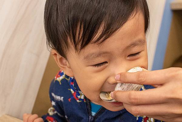 【永和美食】大船．百元海鮮燒烤-平民價格、餐廳環境，樂華夜市裡舒適又美味的海鮮料理餐廳