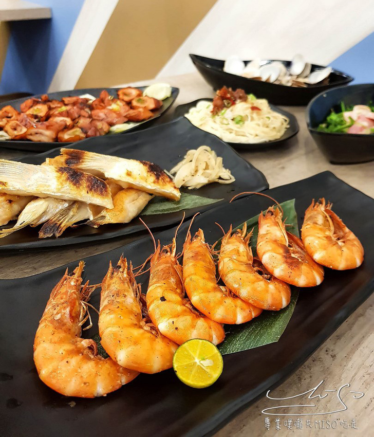 專業噗嚨共MISO吃走 大船.百元海鮮燒烤店 (17).jpg 專業噗嚨共MISO吃走 大船.百元海鮮燒烤店 (17).jpg