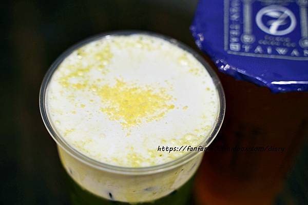 【新莊飲料】七盞茶seventea #法芙娜巧克力 #芝士奶霜 #手搖飲料 #新莊飲料外送 (29).JPG