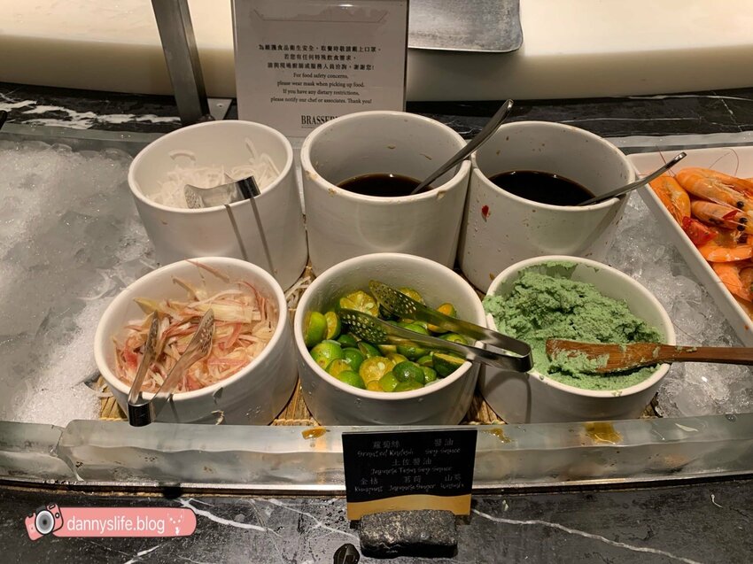 菜色多樣，種類超豐富的自助吃到飽，不怕你吃只怕你吃不下！丹尼的吃喝玩樂～