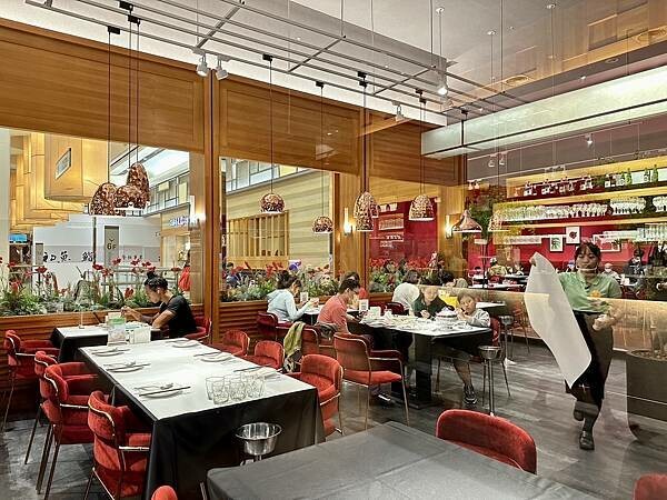 [天母美食] 瓦城泰國料理 天母三越店 泰式料理連鎖餐廳 #士林北投天母美食 @蛋寶趴趴go