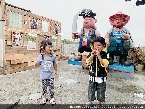 《嘉義-東石》綠色環境教育場所/漁場生態親子旅遊/划船/摸文蛤/釣魚/烤海鮮/瘋童玩/海盜扮演，吃喝玩樂通通都在「向禾休閒漁場(蔡牽海盜村)」