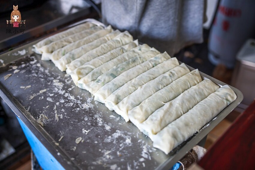 【宜蘭美食】春捲伯-頭城店，菜單就賣炸蝦餅和春捲推薦！