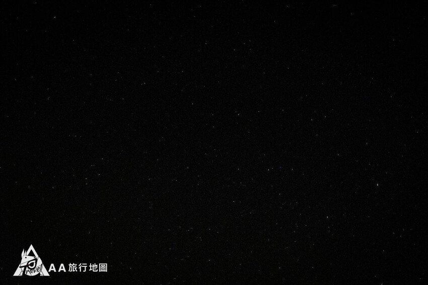 天窗看出去的星空