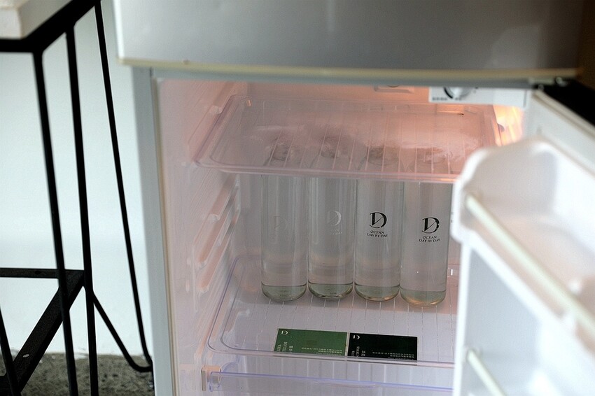 南國草原上的純白忘憂建築 無敵海景&仙境美景 屏東墾丁滿洲超夯人氣民宿｜日日旅海 Ocean Day by Day Hotel