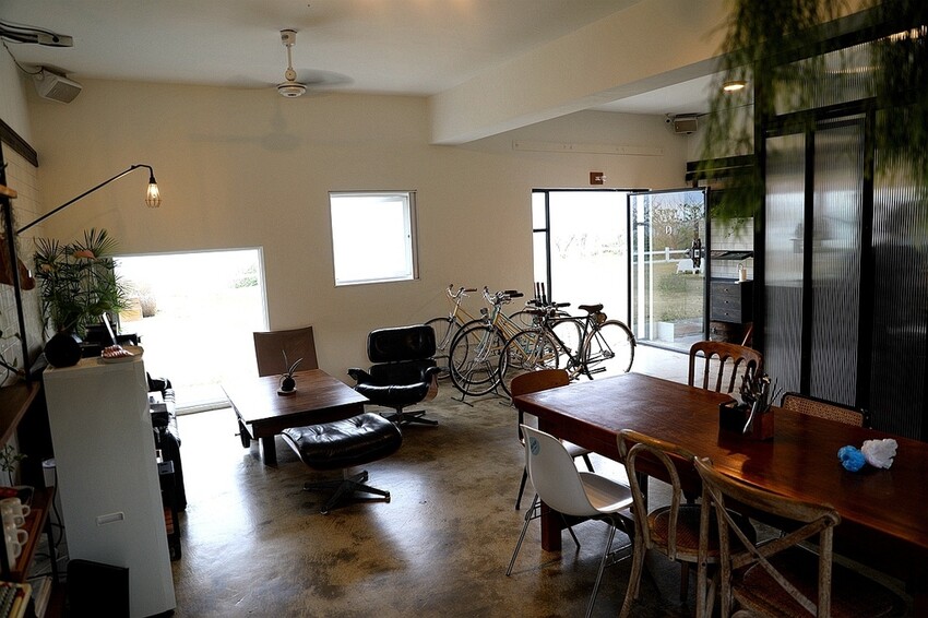 南國草原上的純白忘憂建築 無敵海景&仙境美景 屏東墾丁滿洲超夯人氣民宿｜日日旅海 Ocean Day by Day Hotel