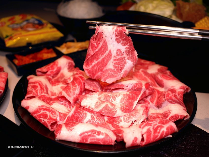 【桃園美食】 搭膳DaShan個人鍋物，中壢經國路夜店風餐廳，約會聚餐好選擇！日本鹿兒島A5和牛超好吃。 @熊寶小榆の旅遊日記