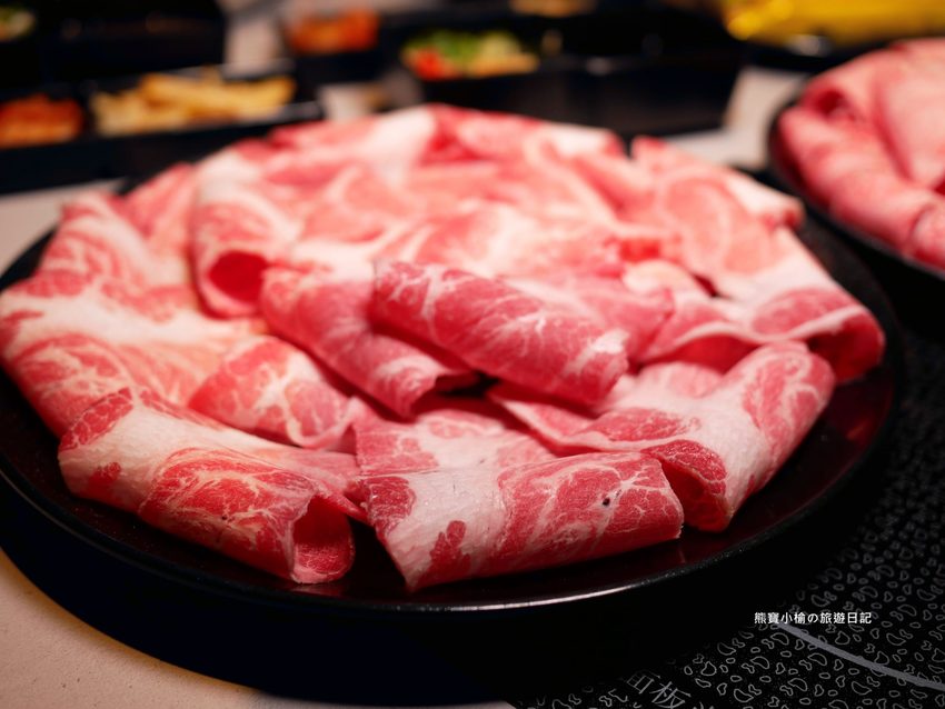 【桃園美食】 搭膳DaShan個人鍋物，中壢經國路夜店風餐廳，約會聚餐好選擇！日本鹿兒島A5和牛超好吃。 @熊寶小榆の旅遊日記