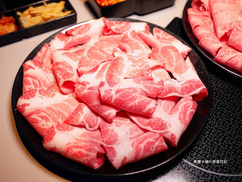 【桃園美食】 搭膳DaShan個人鍋物，中壢經國路夜店風餐廳，約會聚餐好選擇！日本鹿兒島A5和牛超好吃。 @熊寶小榆の旅遊日記