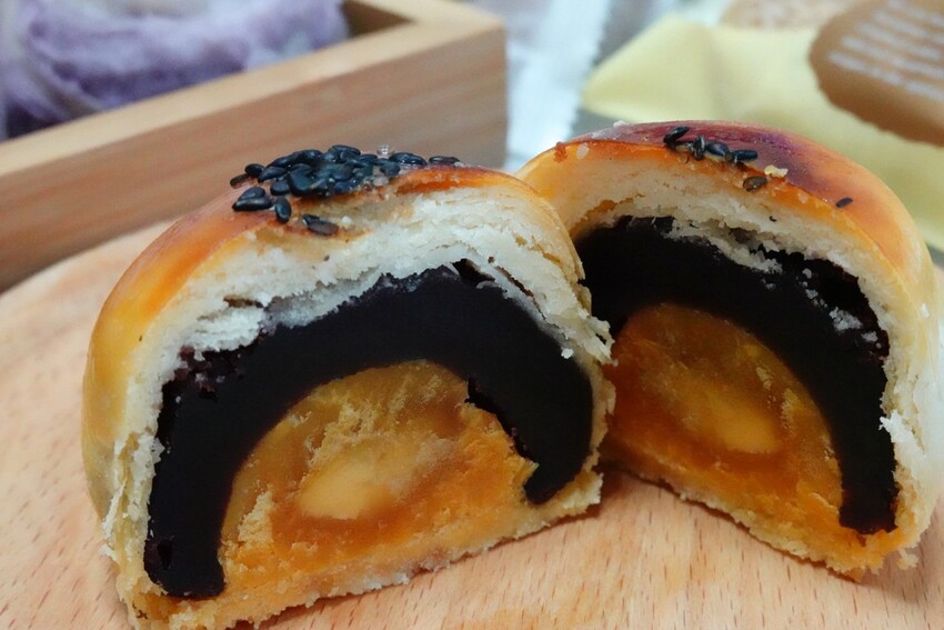 中秋節送禮推薦！多種搭配禮盒好划算，鳳凰酥一顆才20元？8/28日前預購禮盒享9折優惠